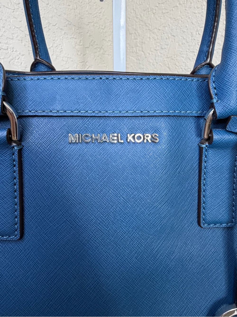SOLD Michael Kors Dillon Satchel Steel Blue Leather Medium EW Tote Bag MK - Picture 4 of 13